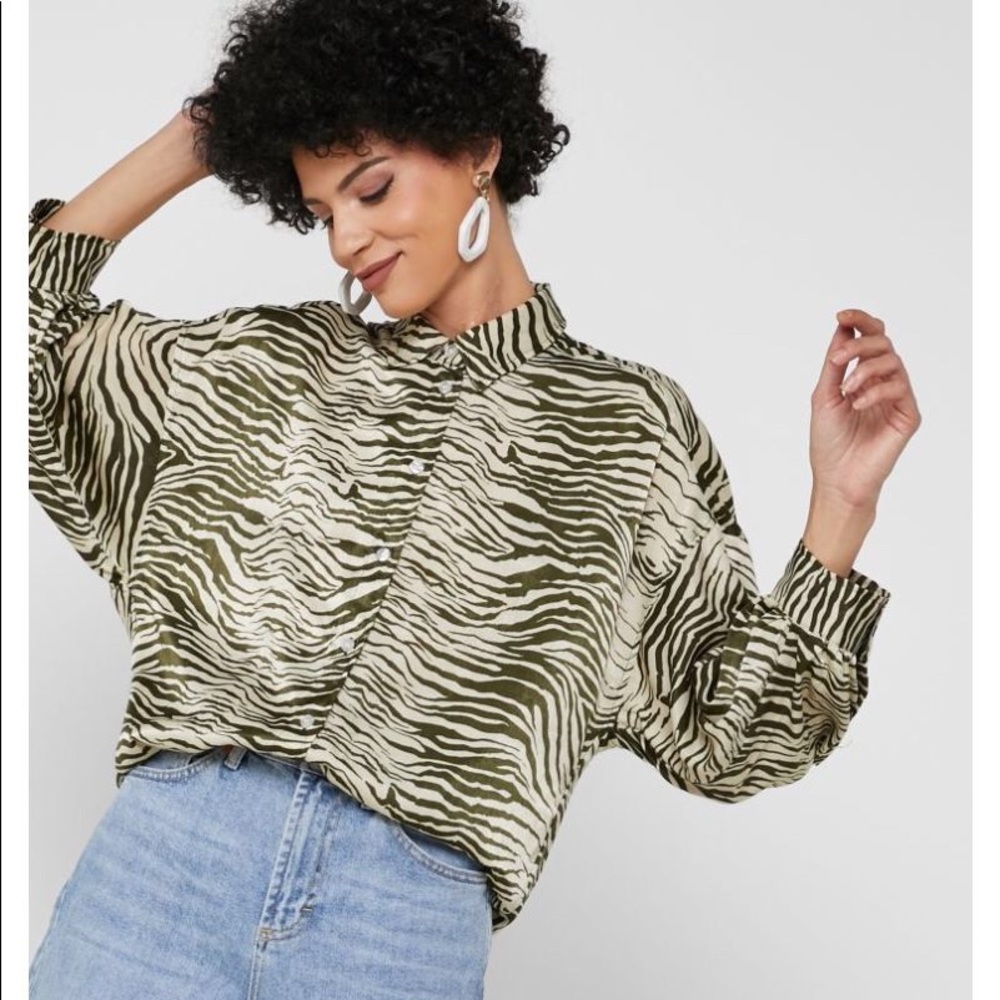 Zebra Print Balloon Sleeve Shirt Animal
